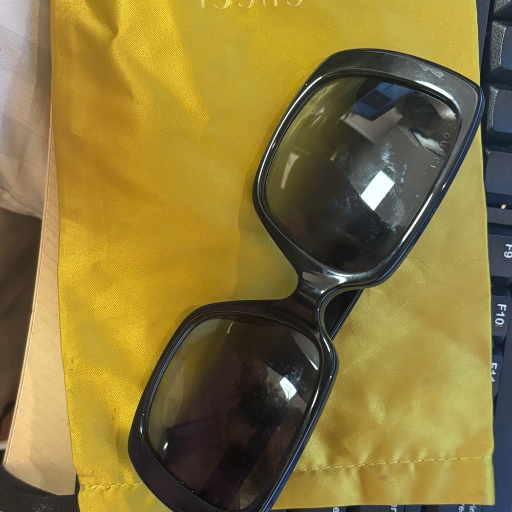 Stylish Black Sunglasses